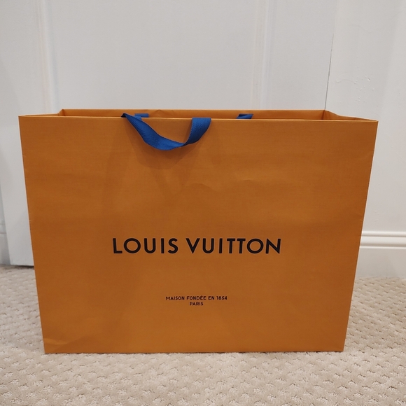 Louis Vuitton XL Shopping Gift Bag Paper Ribbon Handles Authentic Large … - Picture 1 of 10